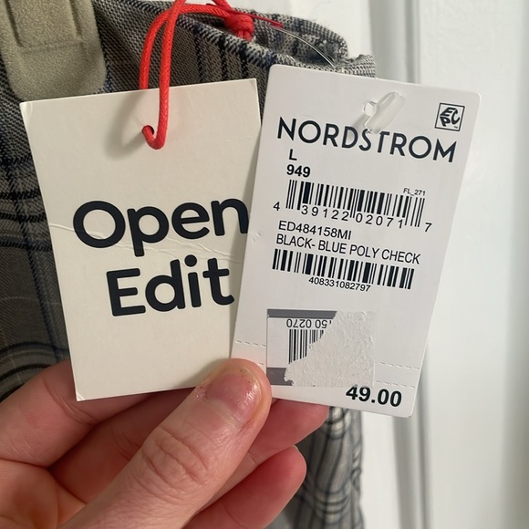 NWT gray plaid miniskirt size L - Picture 2 of 6